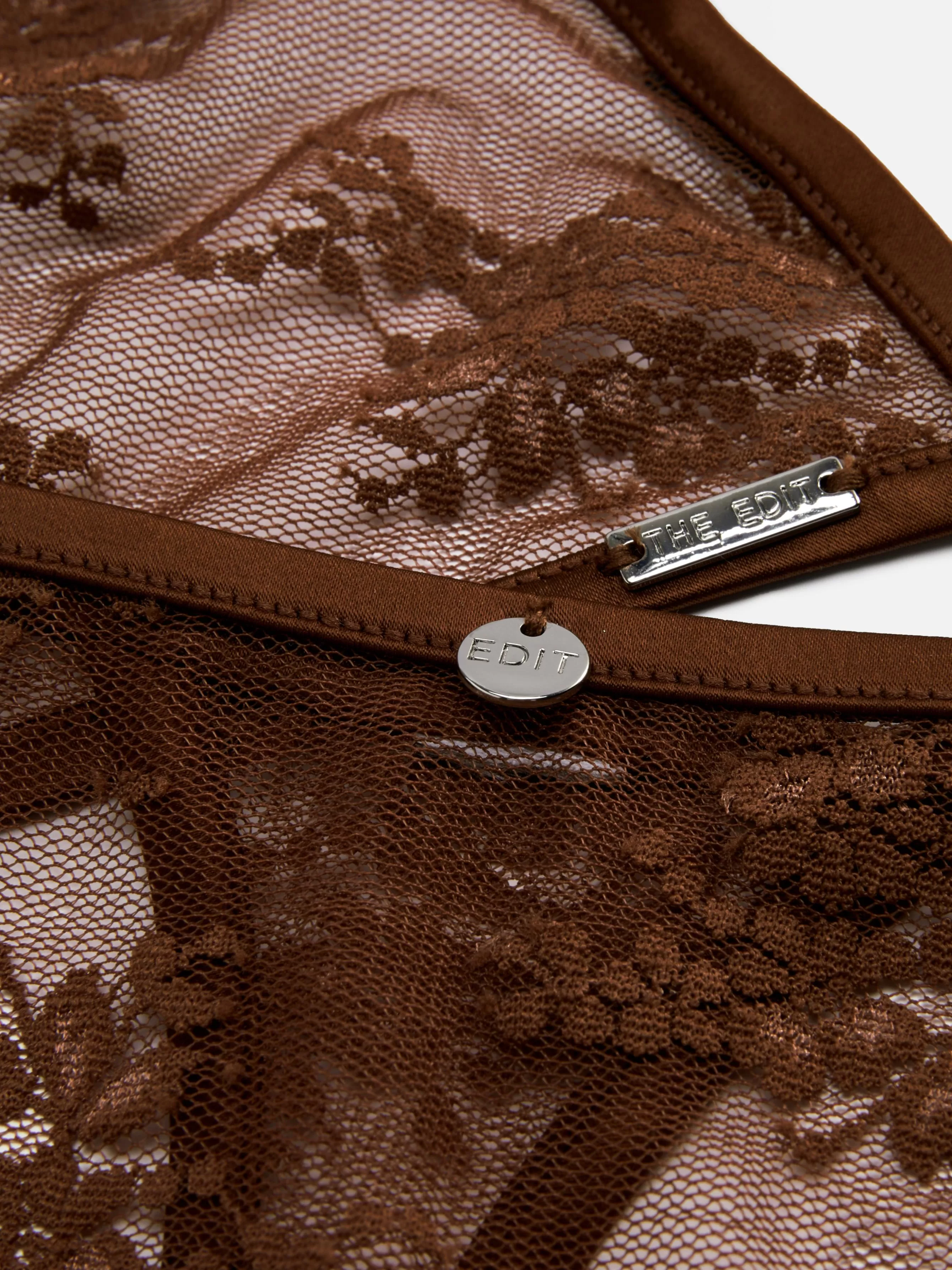 Shop Primark Ensemble De Lingerie Brassière Triangle Et String En Dentelle The Edit Marron