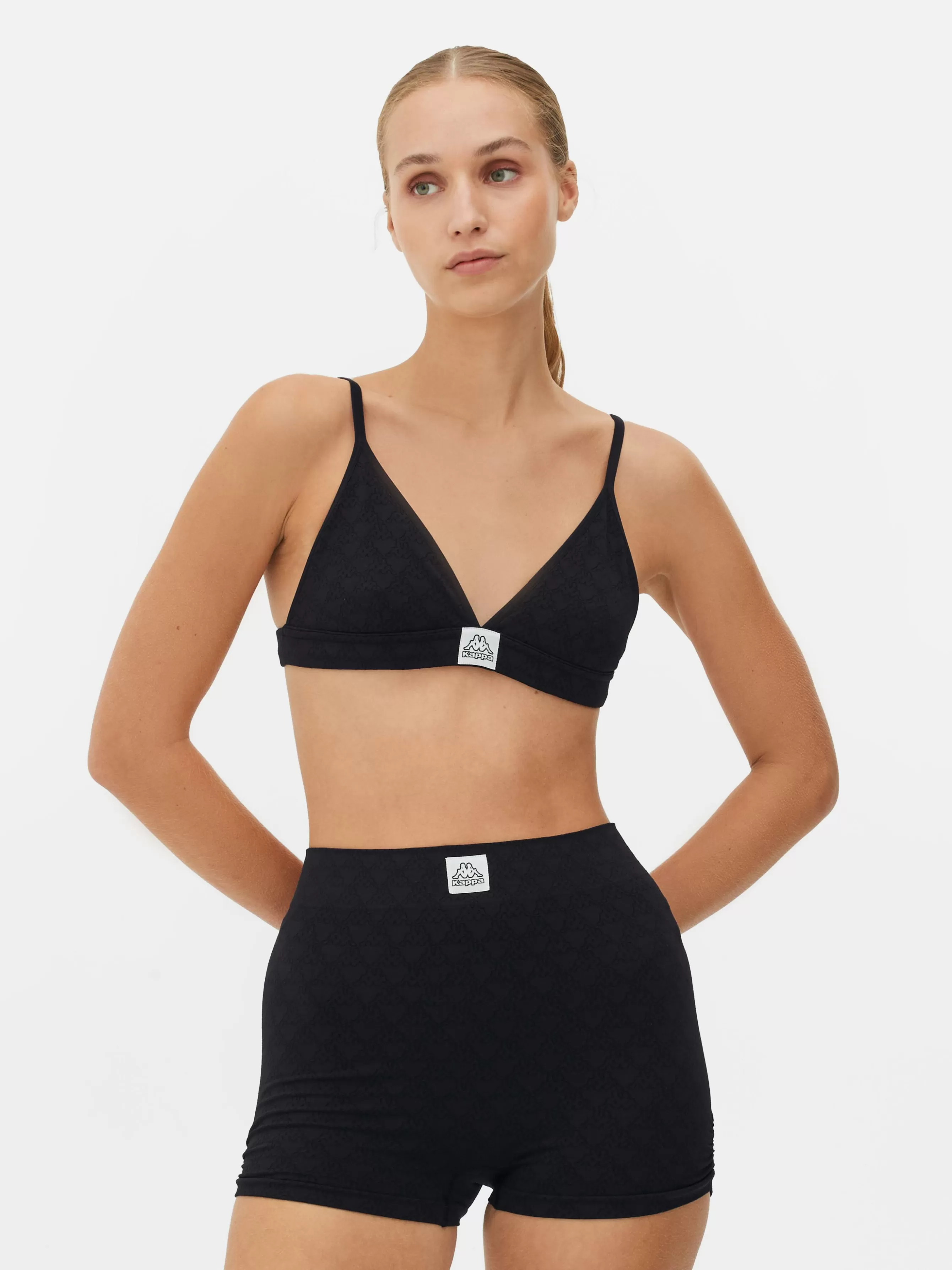 Cheap Primark Ensemble Sans Coutures Brassière Triangle Et Short Kappa X Noir