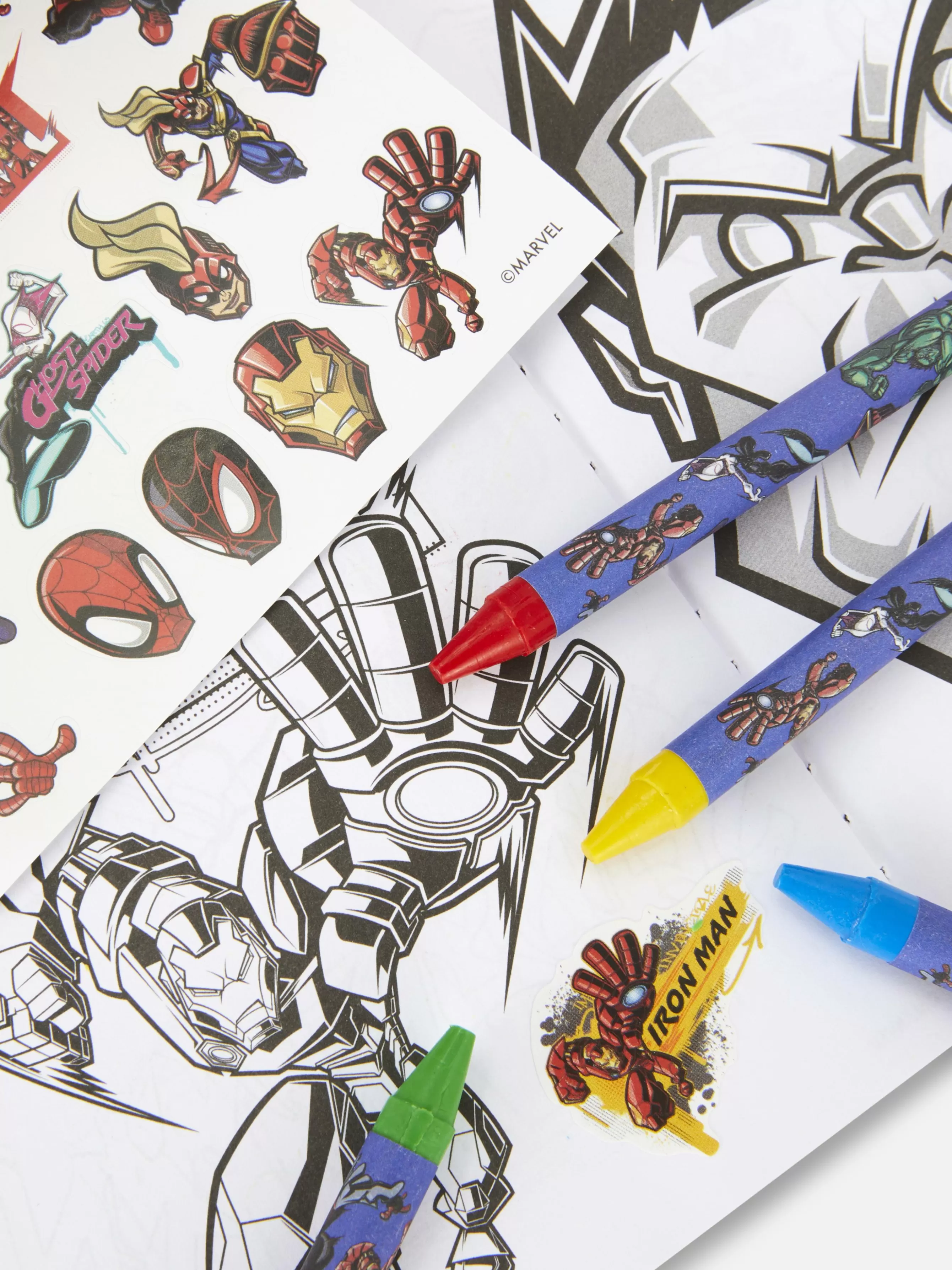 Fashion Primark Kit De Coloriage Marvel Avengers Noir