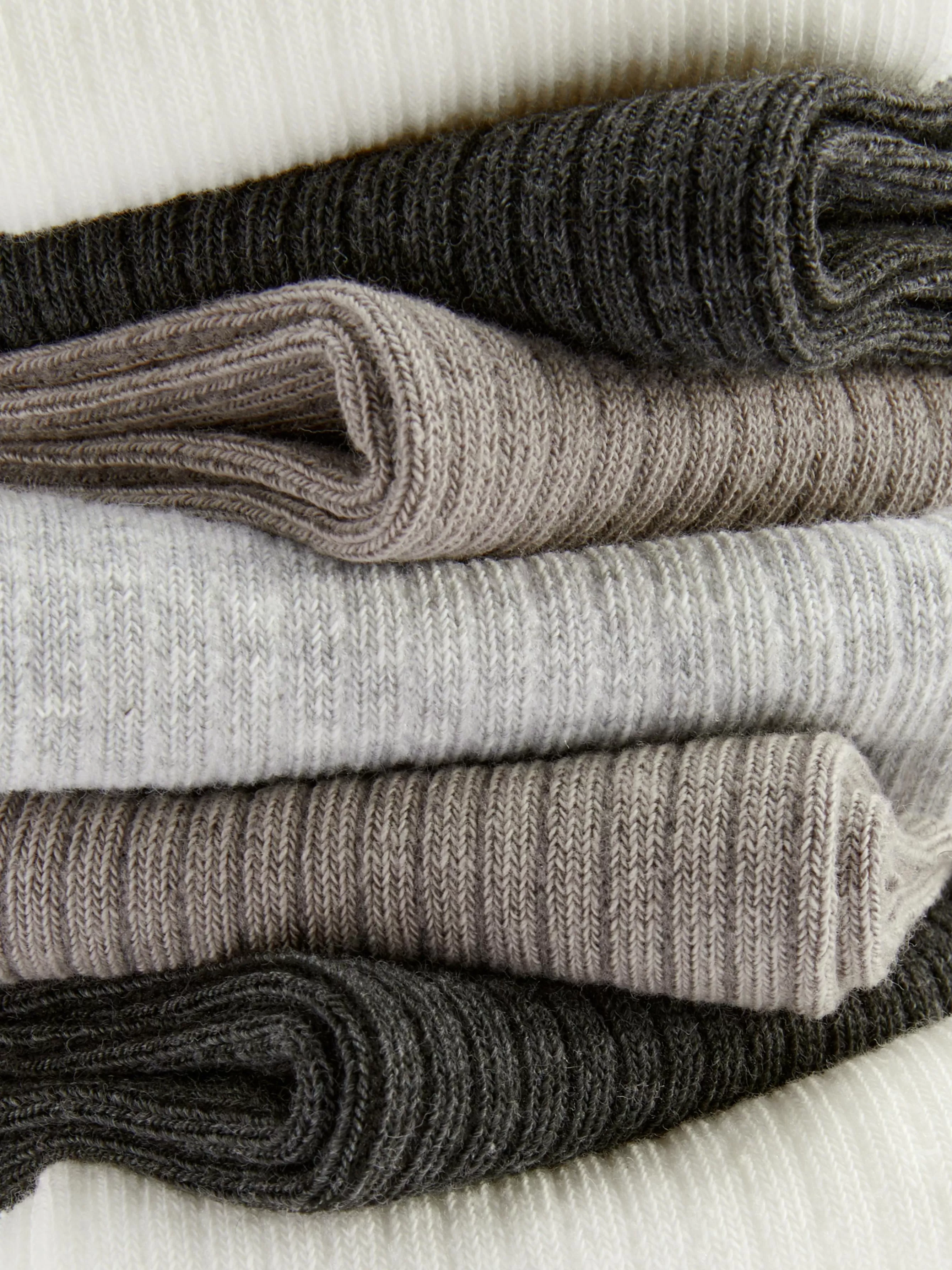 Clearance Primark Lot De 7 Paires De Chaussettes De Sport Côtelées Ton Sur Ton Gris