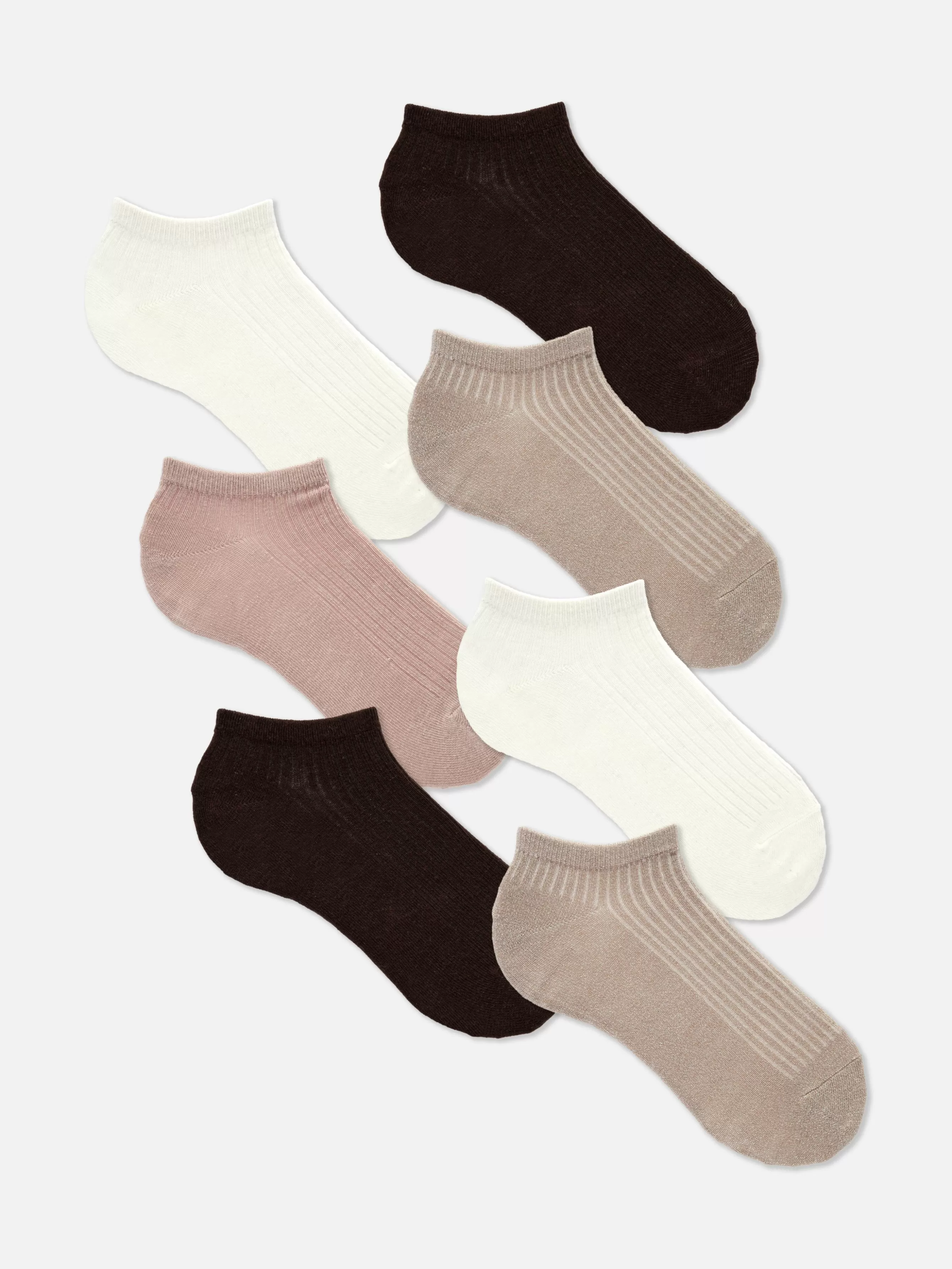 Shop Primark Lot De 7 Paires De Chaussettes Pour Baskets Ton Sur Ton Écru